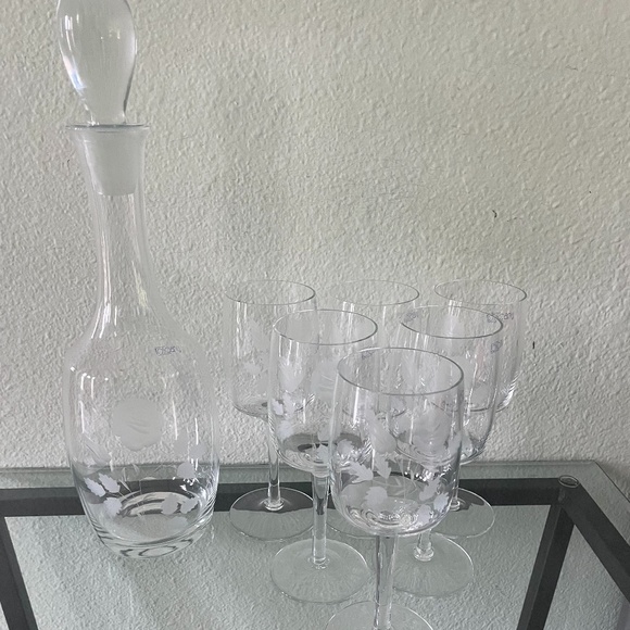 Toscany Floral Etched Wine Set - Made in Romania - Picture 6 of 7